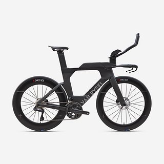 Das Van Rysel XCR Ultegra DI2 ist das erste Triathlon-Bike der Franzosen