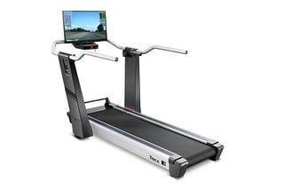 T9000 Tacx Magnum-Smart Promo-image RGB 1920x1280px Perspective