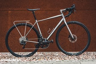 All-Road-Rennrad oder Edel-Commuter: Das Falkenjagd Aristos RS Disc