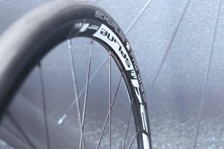 Pro One - das Tubeless Fliegengewicht.