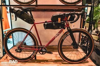 Am 8bar Pankow war die Bikepacking-Kollektion der Berliner zu sehen.