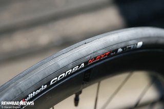 Der Vittoria Corsa N.ext ist deutlich schwieriger zu montieren als die Pro-Modelle