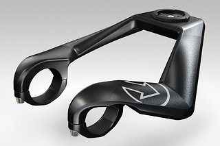 Der Pro Compact Carbon Clip-On schafft weitere Griffpositionen am Cockpit