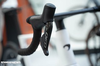 Die neue Magene OED. Die elektronische Rennrad-Schaltung soll Ultegra und Force Konkurrenz machen. Die neue Magene OED. Die elektronische Rennrad-Schaltung soll Ultegra und Force Konkurrenz machen.