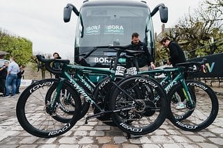 S-Works SL8 bei BORA – HANSGROHE.