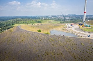 Die Mottbruchhalde geizt auch nicht mit Höhe.