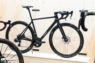 Wer ein solches Fahrrad sein eigen nennen will, muss mit 9.500 € – für das Rahmenset Rechnen! Wer ein solches Fahrrad sein eigen nennen will, muss mit 9.500 € – für das Rahmenset Rechnen!