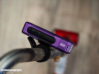 Knog bringt den Blinder 900 Frontscheinwerfer in einer Ltd. Edition in Purple.