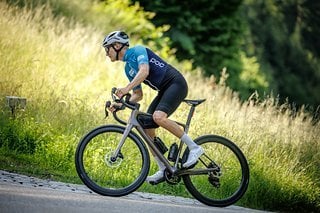 Das neue Scott Addict ist ein tolles Rennrad für lange Touren und sportliche Ausfahrten Das neue Scott Addict ist ein tolles Rennrad für lange Touren und sportliche Ausfahrten