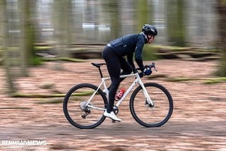 Das Bike fühlt sich im Antritt sehr steif an