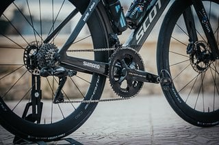 Der Antrieb stammt von Sponsor Shimano