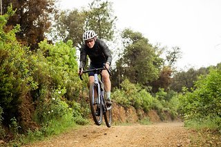 Das souveräne Fahrverhalten reizt, es rollen zu lassen. Das souveräne Fahrverhalten reizt, es rollen zu lassen.
