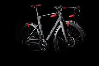 Cube C:68 X SLT mit Shimano Dura Ace Di2 für 6.499 €