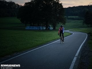 Die "Hi"-Position ist für Touren und RTF definitiv die falsche Wahl – das HVRT will dann schnell um Kurven gejagt werden