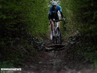 Auf einfachen Trails fühlt man sich am Steuer des Commencal 365 Signature gut aufgehoben.