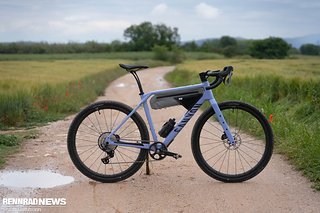 Das Canyon Grizl in der OG Version mit Shimano GRX 1x12 Gruppe konnten wir ebenfalls testen. Das Canyon Grizl in der OG Version mit Shimano GRX 1x12 Gruppe konnten wir ebenfalls testen.