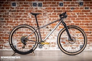 Das Dinolfo Cycles lotet die Grenzen zwischen MTB und Gravel Bike aus.