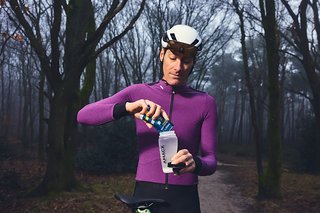 Ohne genügend Carbs im Tank, fehlt die Power für harte Einheiten