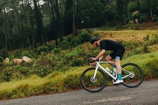 Schnell Fahren kann man mit dem Roubaix SL8 natürlich auch.