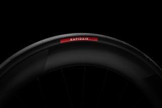 Der RapidAir TLR soll der schnellste und leichteste Tubeless-Reifen sein, den Specialized je entwickelt hat.