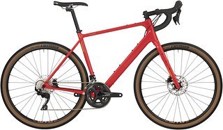 Das Salsa Warroad Carbon 105 in der 650b Version – bei den Modellen mit Shimano 105 und SRAM Apex hat man die Wahl zwischen 700c und 650b ab Werk