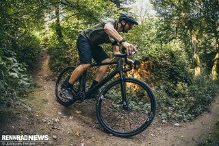 Das Rad macht auf leichten Singletrails richtig viel Spaß.