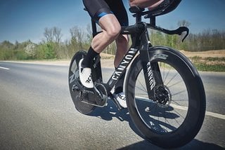 Das neue Canyon Speedmax CFR TT Disc ist eine komplette Neuentwicklung.