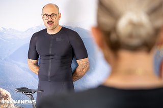 Ohne sich völlig in Details zu verlieren, versuche ich zusammen mit Uli von SQlab eine solide Basis zu finden