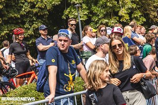 Remco Evenepoel war nicht der einzige, dem viele Fans zujubelten.