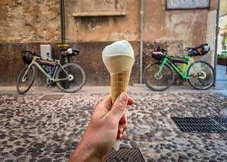 Eigentlich machen wir das Ganze nur, um uns ohne schlechtes Gewissen mit feinstem Gelato zu verköstigen.