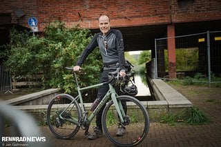 Thomas aus Castrop Rauxel mit seinem Santa Cruz Stigmata CC