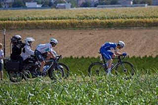 Rémi Cavagna (Quick-Step Floors) in der Flucht