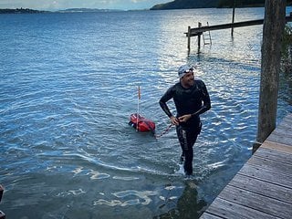 Jonas wusste, dass das Schwimmen hart werden würde