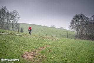 Auch an grauen und diesigen Wintertagen hebt das Draußensein die Stimmung