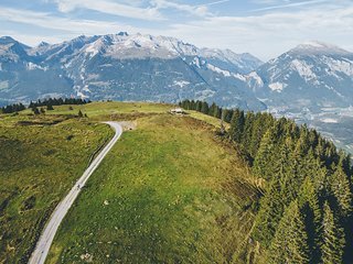Die Glacier Bike Route hält schöne Panoramen bereit.