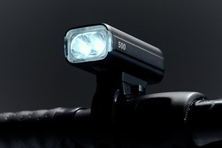 Die NanoStrike ist ein Kompromiss aus Leuchtkraft und Kompaktheit. Sie gibt es ab 49,95 € (UVP). Die NanoStrike ist ein Kompromiss aus Leuchtkraft und Kompaktheit. Sie gibt es ab 49,95 € (UVP).