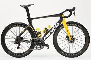 Das Cervélo S5 ist das markante Arbeitsgerät bei Jumbo-Visma