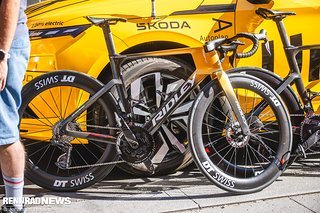 Auch das Ridley Noah Fast bei Team Uno-X ist eines der kompromisslosen neuen Aero-Rennräder. Auch das Ridley Noah Fast bei Team Uno-X ist eines der kompromisslosen neuen Aero-Rennräder.
