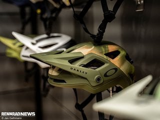 Frische Farben für den DRT 5 MTB Helm.