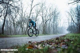 Mit dem BMC Kaius macht Rennradfahrern auch bei nicht perfektem Wetter Spaß.