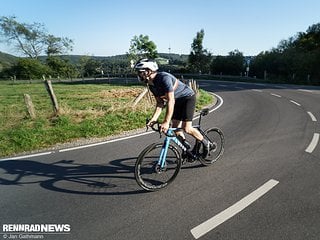 Das Canyon Ultimate CF SLX Team Movistar testeten wir unter anderem auf der Weltmeisterschafts-Strecke von 1954