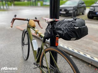 Die Ortlieb Seat Pack ist vollständig wasserdicht