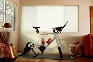 Das neue Zwift Ride Indoor-Bike