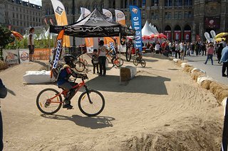 Pump track-Action und viele Workshops für die Kleinen. "Kids-are-the-future" lautet das Motto des diesjährigen Argus Bike Festivals.