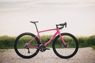 Laurens Ten Dam fährt das Specialized Diverge