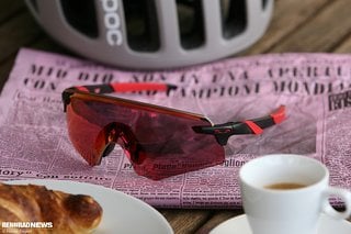 Die Oakley Encoder hat ein futuristisches Design