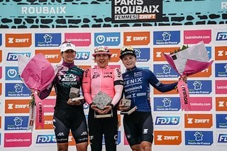 Aliso Jackson aus Kanada gewann auch für sie selbst überraschend Paris Roubaix Femmes 2023