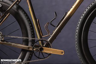 Bis hin zu den Flaschenhaltern reichen die Farbspiele.