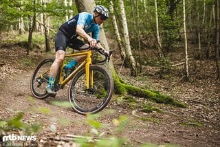 Rennrad-News testete die XPLR-Komponenten an einem Santa Cruz Stigmata.