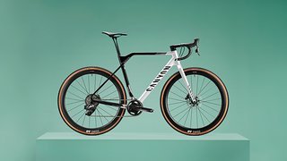 Canyon Inflite CF SLX 9 2023